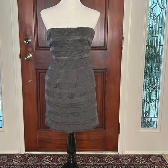 J. Crew Dresses & Skirts - J. Crew strapless mini dress